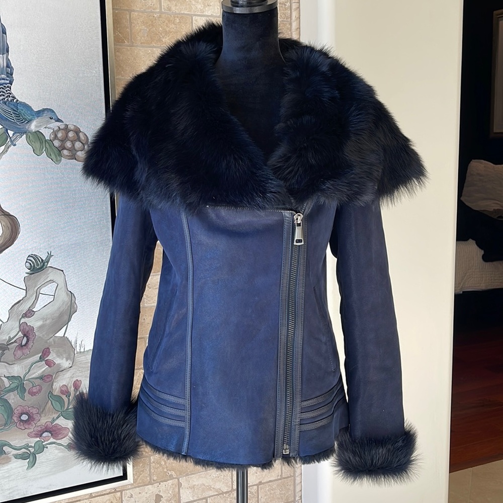 DENIMAXX COUTURE Women’s Size Medium Lambskin and Fur Fitted Navy Blue Jacket